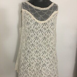 Ryu ivory lace pearls tunic blouse